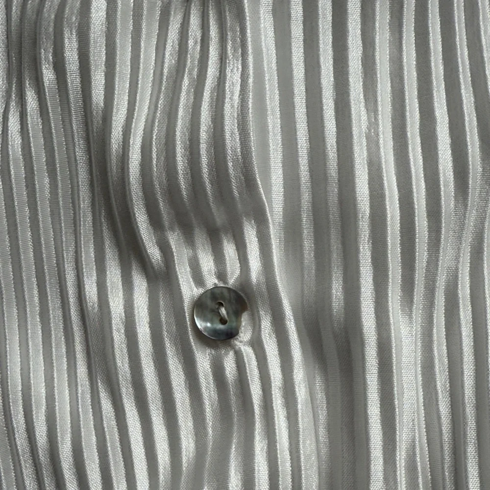 Waverles Pleats Please XS + feather cuffs - Picture 3 of 9